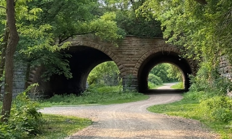 Arch in Swede Hollow Park